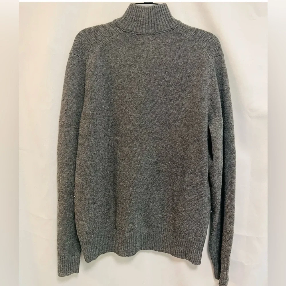 Banana Republic‎ Made Of Italian Yarn 80% Merino Wool  Gray Sweater Size M Men’s